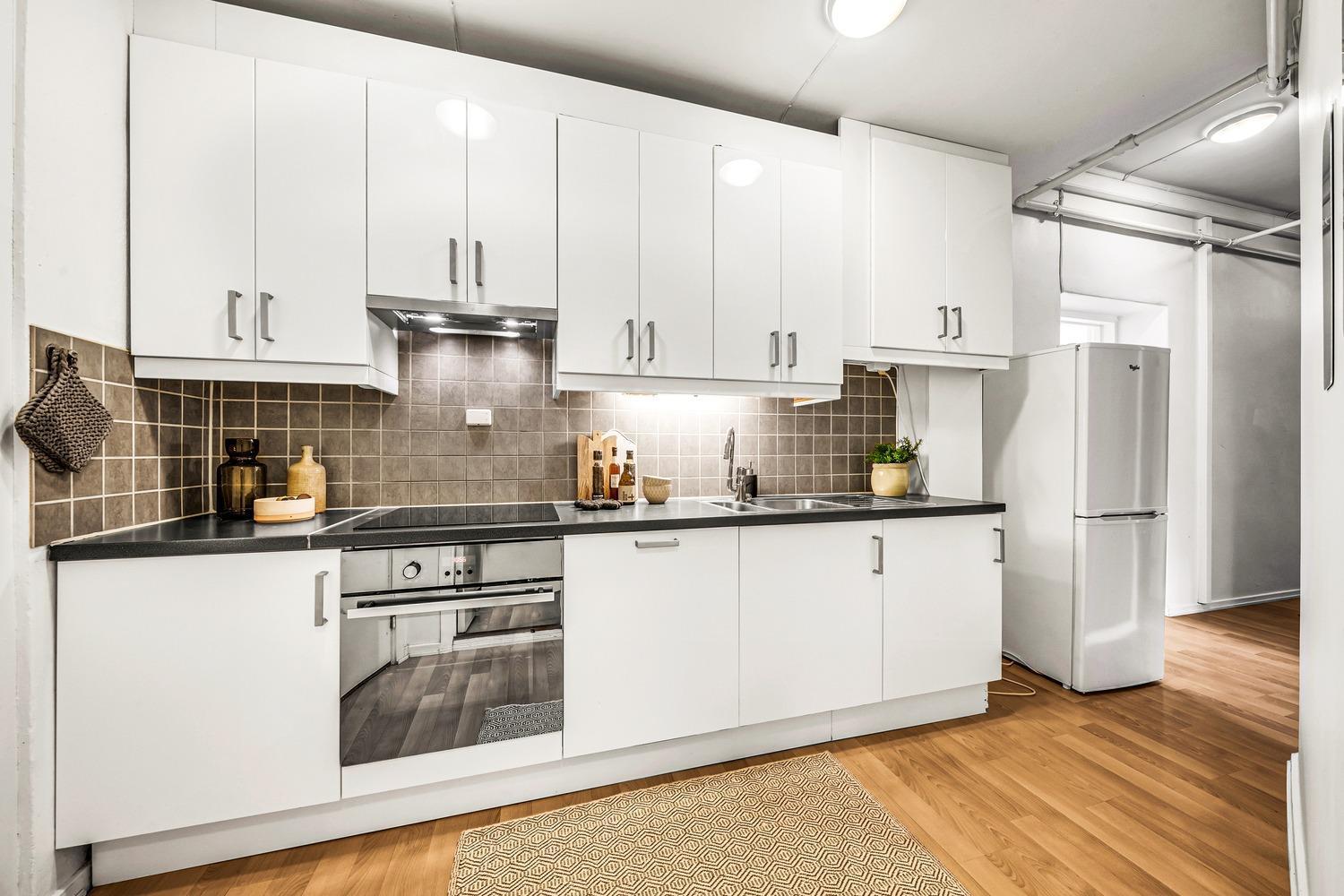 3 Bedroom With A Perfect Location In Appartement *