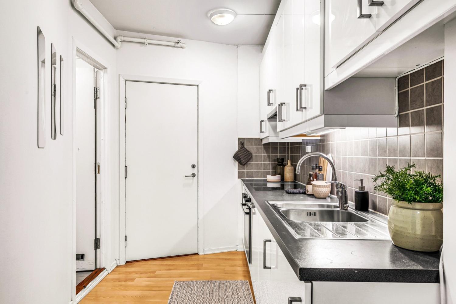 3 Bedroom With A Perfect Location In Appartement *