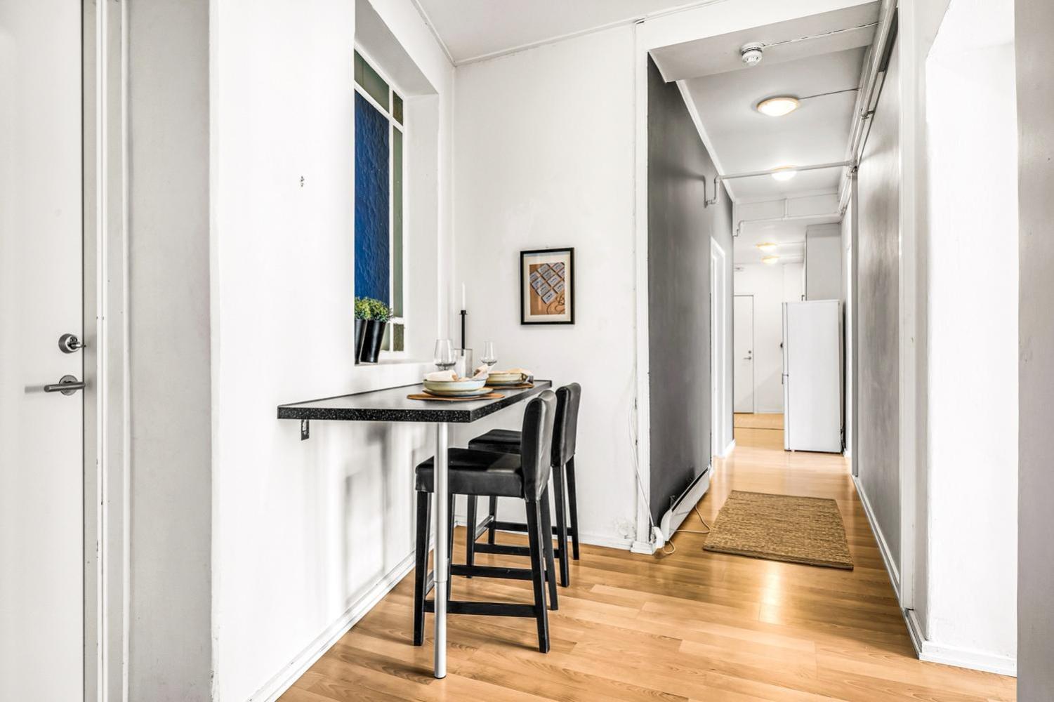 3 Bedroom With A Perfect Location In Appartement *